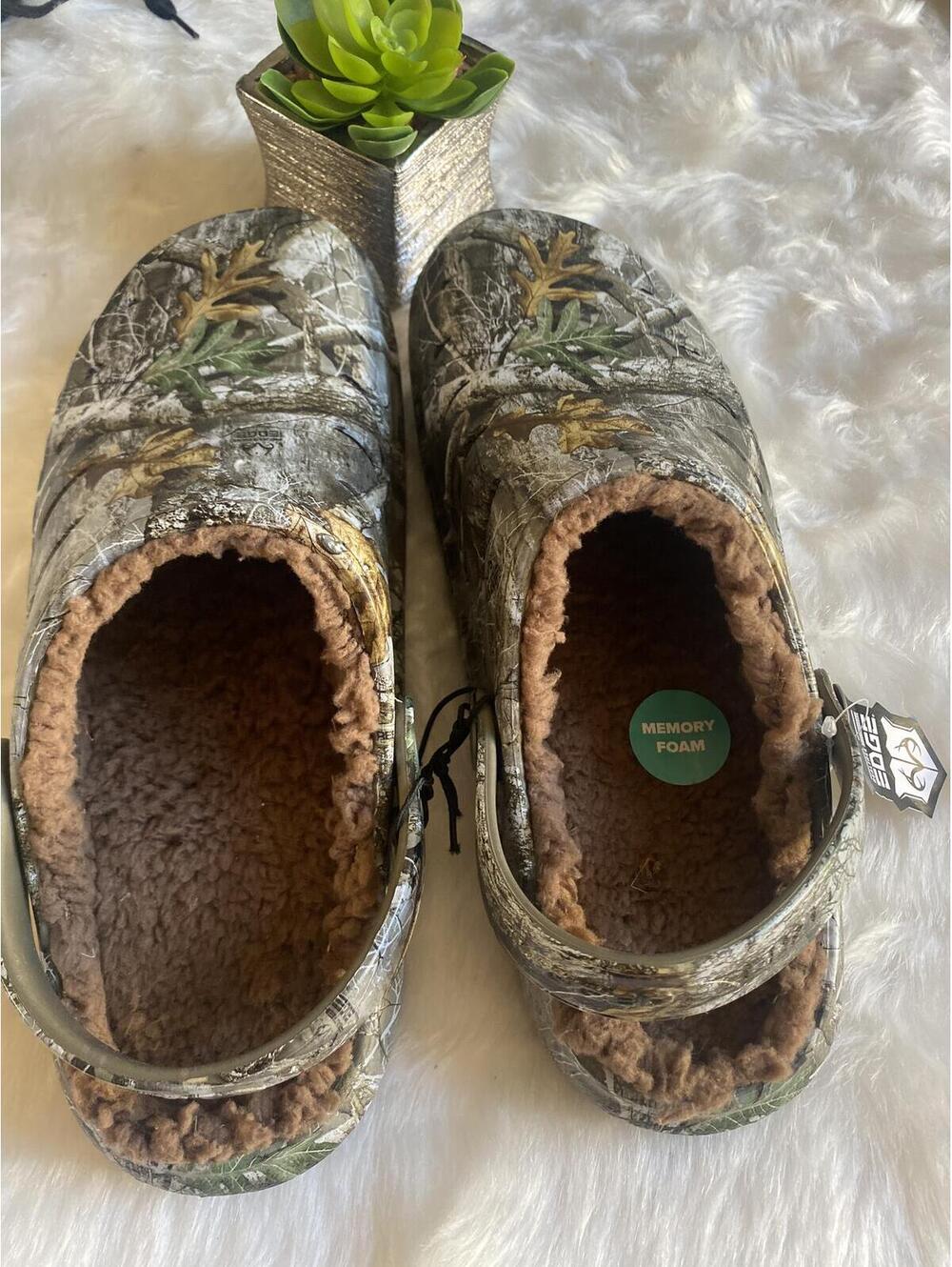 Edge Memory Foam Camouflage Slip-On Clogs with Fleece Lining Size 10 - Picture 3 of 5